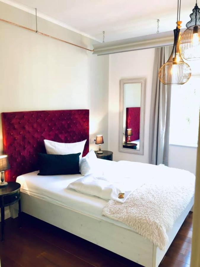 Kunstwerk B Otel Trossingen Dış mekan fotoğraf