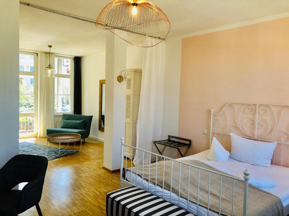 Kunstwerk B Otel Trossingen Dış mekan fotoğraf